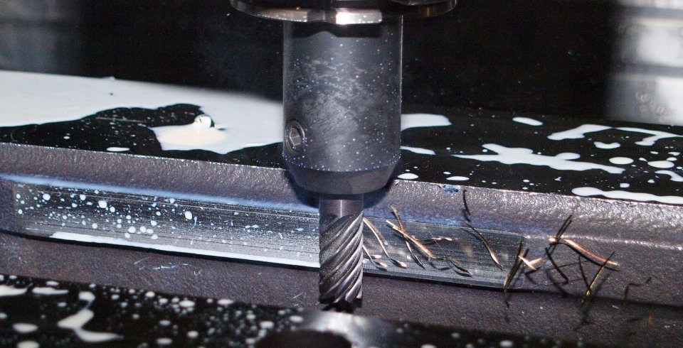 CNC-machining-vs-3D-printing-e1538646412998.jpg